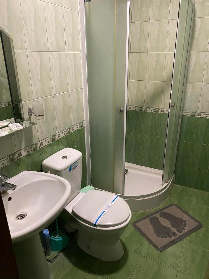 Apartments Умань Екстер'єр фото