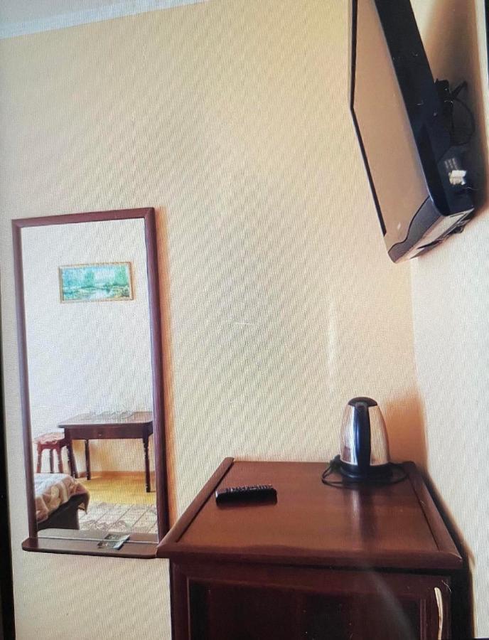 Apartments Умань Екстер'єр фото