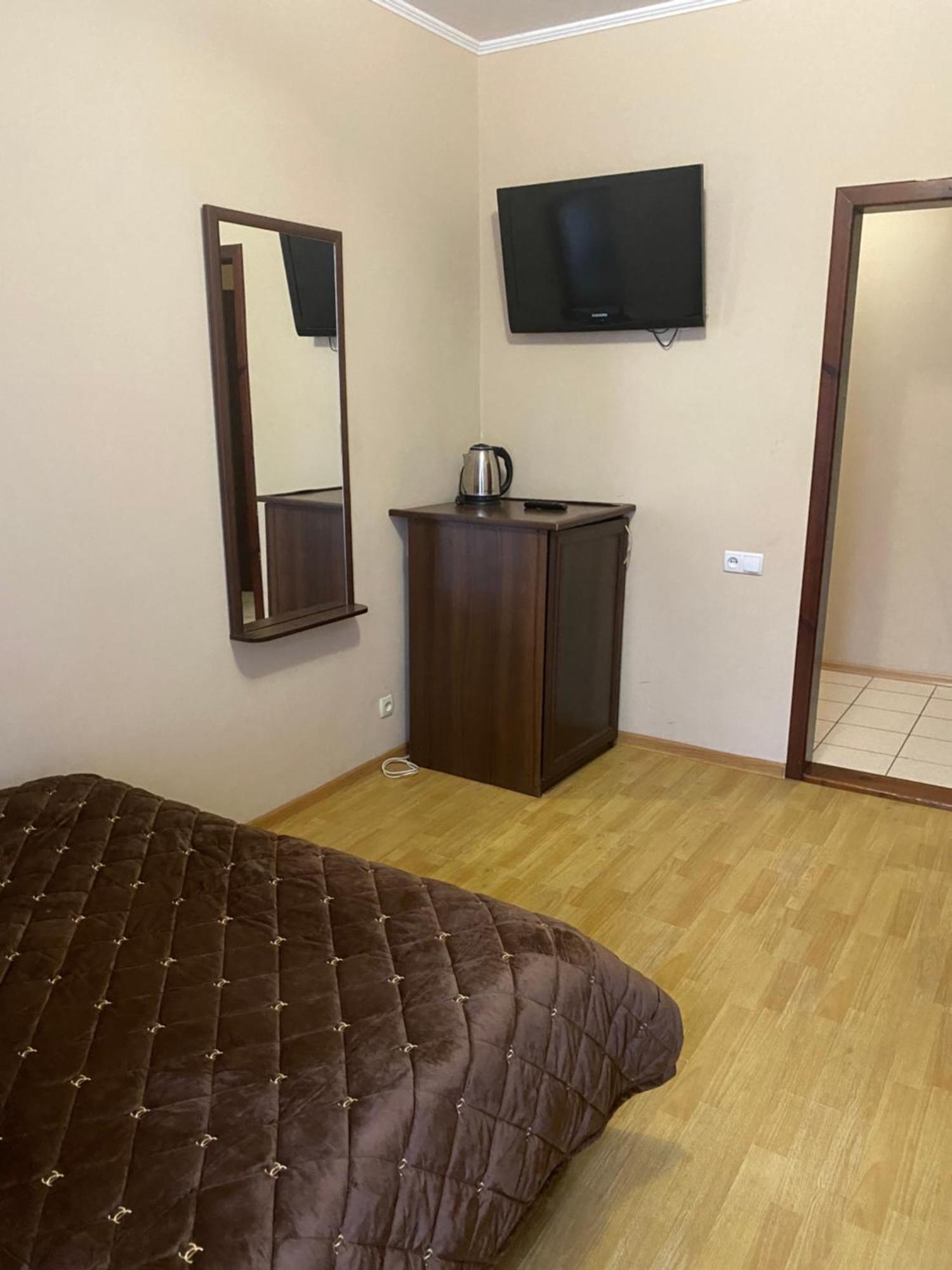 Apartments Умань Екстер'єр фото